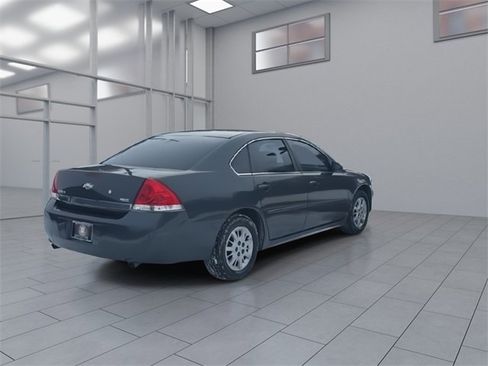 Used 2011 Chevrolet Impala Police image 8