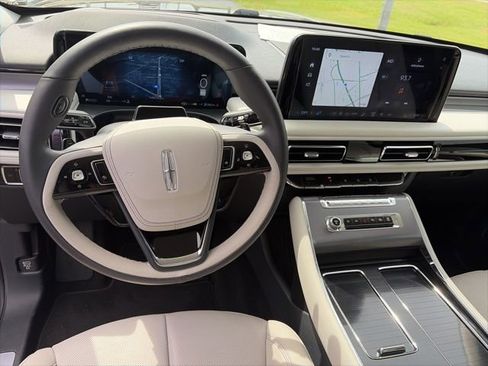 Used 2025 Lincoln Aviator 2WD w/ Equipment Group 101A image 13