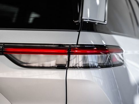 New 2025 Jeep Grand Cherokee Laredo X image 6