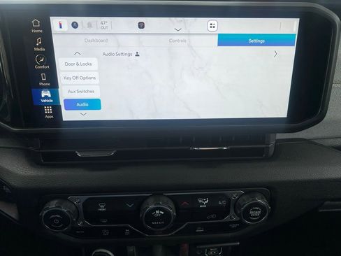 Used 2024 Jeep Wrangler Sport S AWD/4WD image 41