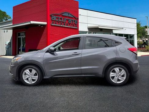 Used 2019 Honda HR-V EX image 2