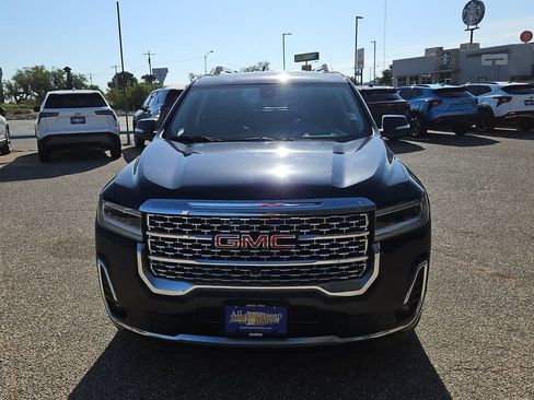 Used 2022 GMC Acadia Denali w/ Denali Ultimate Package FWD image 3