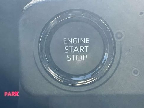 Used 2025 Toyota Tacoma SR5 RWD image 33