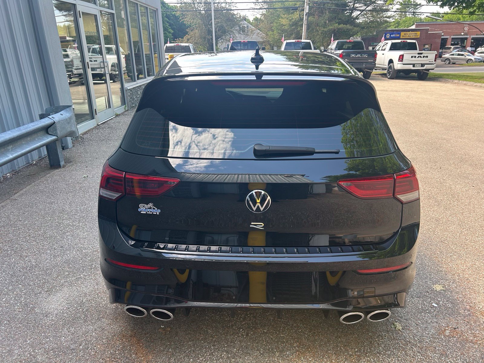 Used 2024 Volkswagen Golf R AWD/4WD image 6