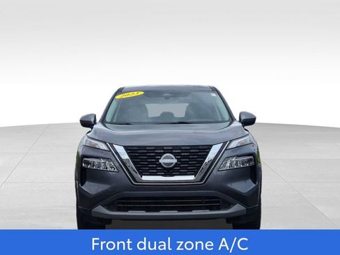 Used 2023 Nissan Rogue SV AWD/4WD image 2