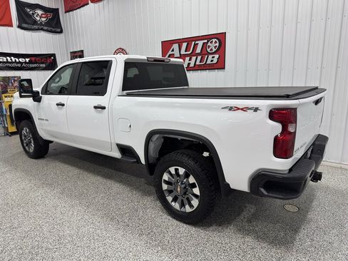 Used 2022 Chevrolet Silverado 2500 Custom w/ Custom Value Package AWD/4WD image 19