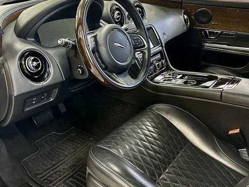 Used 2016 Jaguar XJ L Supercharged image 13