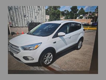 Used 2019 Ford Escape SE