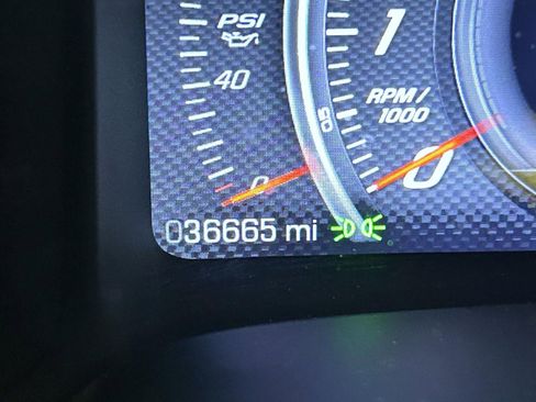 Used 2014 Chevrolet Corvette Stingray Coupe image 14