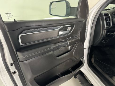 Used 2025 RAM 1500 Big Horn AWD/4WD image 33