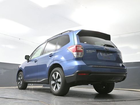 Used 2018 Subaru Forester 2.5i Premium w/ All-Weather Package AWD/4WD image 29
