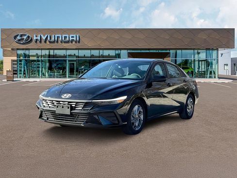 New 2025 Hyundai Elantra Blue image 1