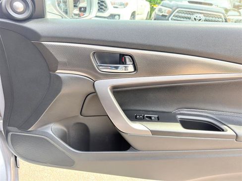 Used 2016 Honda Accord Touring image 14