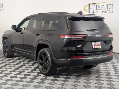 Used 2023 Jeep Grand Cherokee L Limited w/ Black Appearance Package RWD image 5