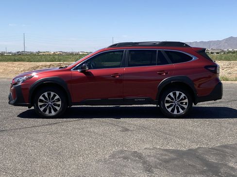 Used 2024 Subaru Outback Limited AWD/4WD image 6