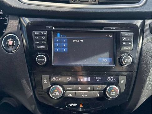 Used 2016 Nissan Rogue SL w/ SL Premium Package AWD/4WD image 21