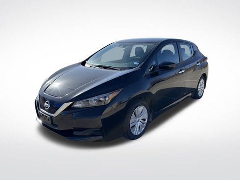 Used 2022 Nissan Leaf S image 2