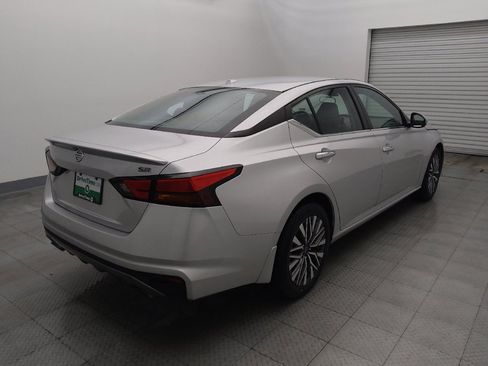 Used 2020 Nissan Altima 2.5 SR w/ Premium Package image 9
