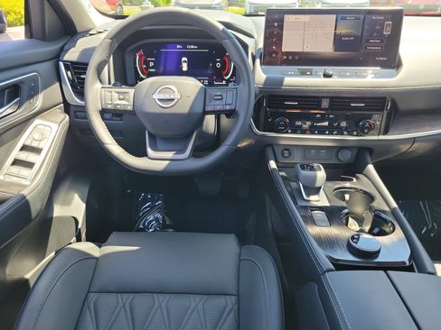 Certified 2026 Nissan Rogue Platinum w/ Platinum Premium Package AWD/4WD image 10