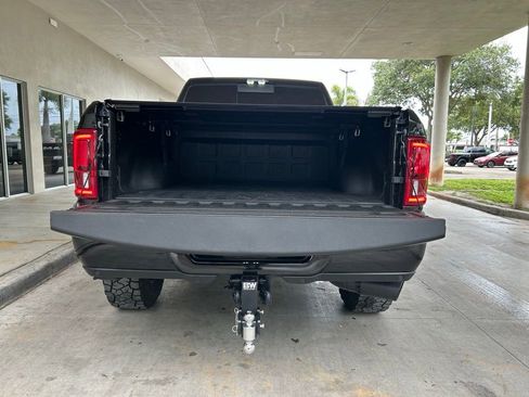 Used 2025 RAM 2500 Laramie AWD/4WD image 40