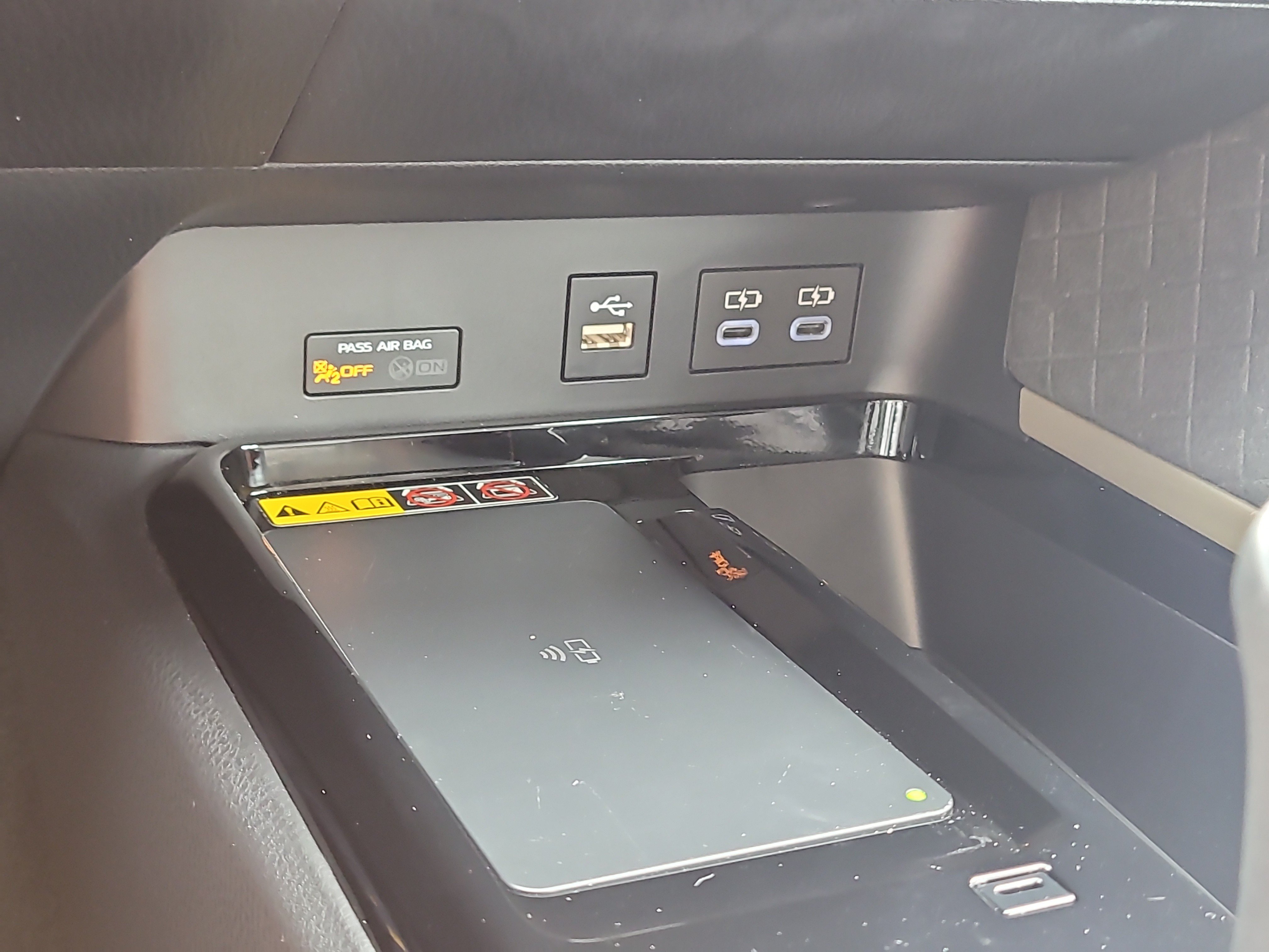 Certified 2025 Toyota Camry XLE FWD image 26