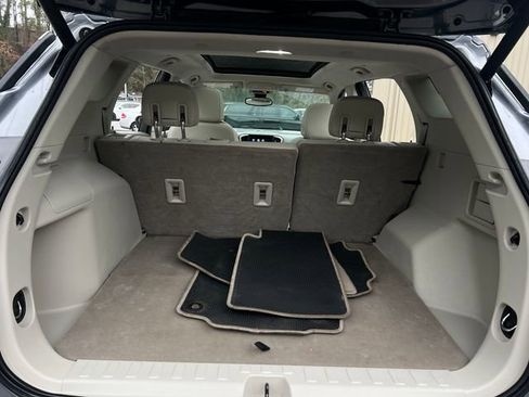 Used 2018 GMC Terrain Denali w/ Advanced Safety Package image 31