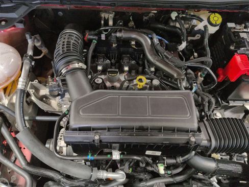 Used 2025 Ford Escape ST-Line image 15