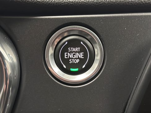Used 2021 Chevrolet Blazer LT AWD/4WD image 21