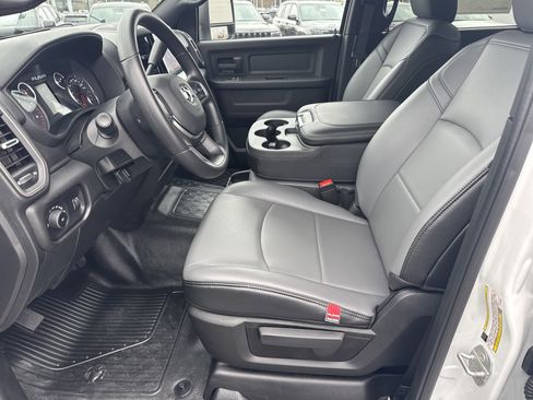 New 2026 RAM 5500 Tradesman w/ Chrome Appearance Group image 11