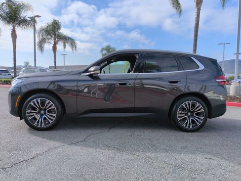 Used 2025 BMW X3 xDrive30i w/ Convenience Package image 7