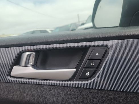 Used 2016 Hyundai Sonata Limited FWD image 26