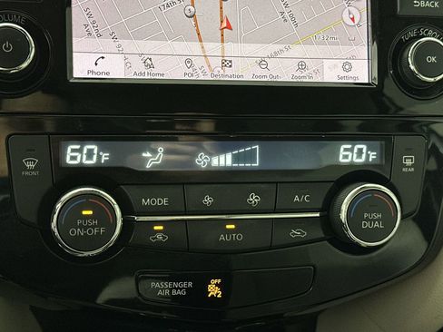 Used 2020 Nissan Rogue Sport SL image 24