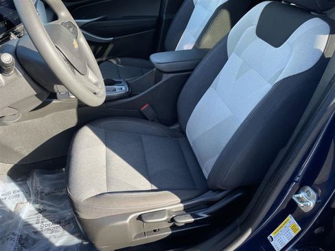 Used 2024 Chevrolet Trax LS image 12