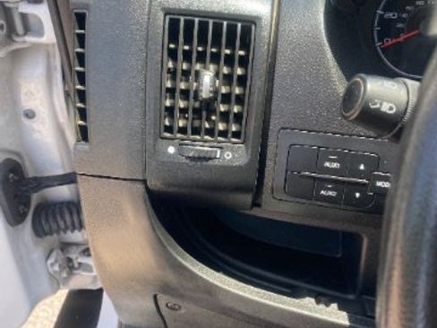 Used 2020 RAM ProMaster 2500 w/ Interior Convenience Group FWD image 20