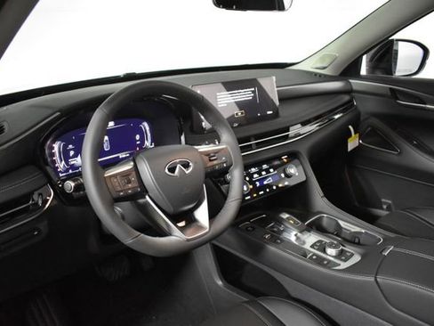 New 2026 INFINITI QX60 Luxe image 14