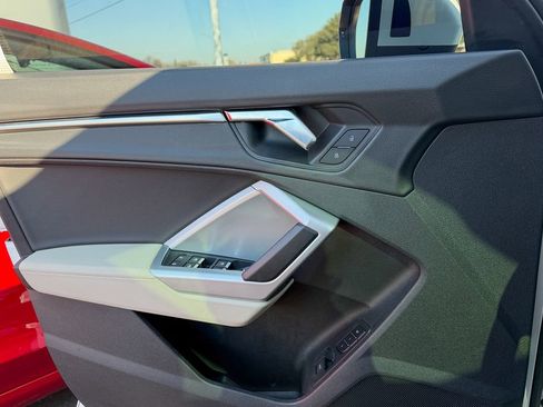 Used 2022 Audi Q3 2.0T Premium w/ Convenience Package image 14