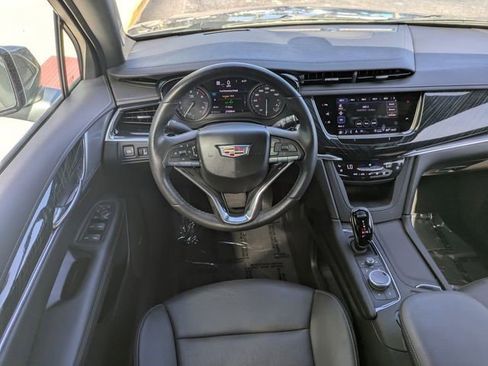 Certified 2024 Cadillac XT6 Premium Luxury w/ Technology Package FWD image 19