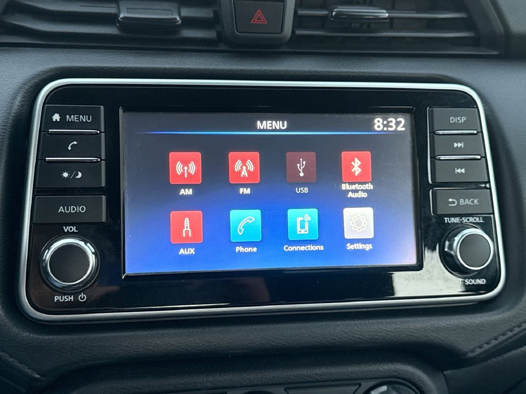 Used 2024 Nissan Versa S FWD image 19