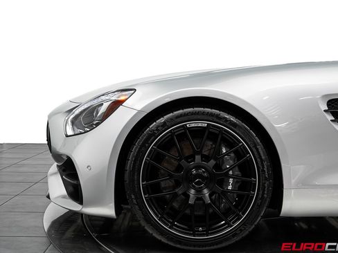 Used 2019 Mercedes-Benz AMG GT Roadster image 16