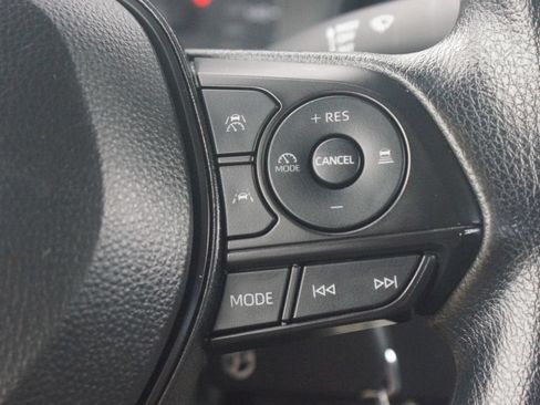 Used 2024 Toyota Corolla LE FWD image 9