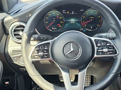 Used 2022 Mercedes-Benz GLC 300 4MATIC image 30