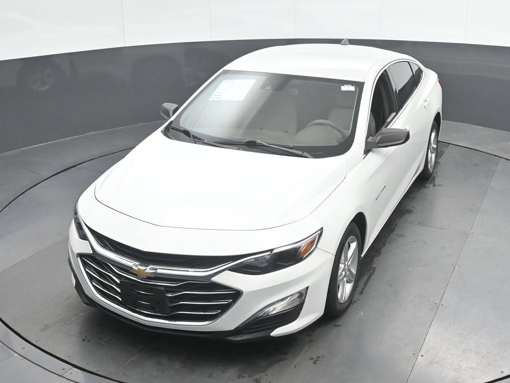Used 2023 Chevrolet Malibu LS FWD image 33