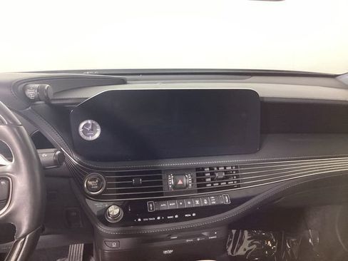 Used 2021 Lexus LS 500 AWD w/ Interior Upgrade Package image 15