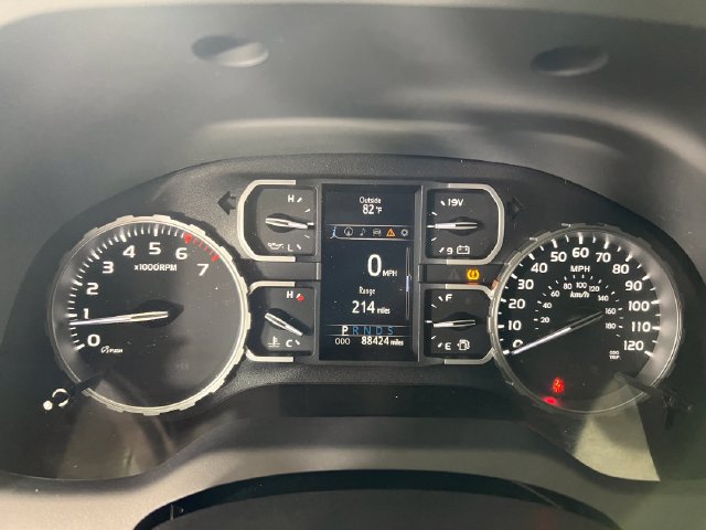 Used 2021 Toyota Tundra Platinum AWD/4WD image 17