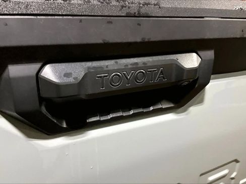 Used 2024 Toyota Tundra SR5 image 31