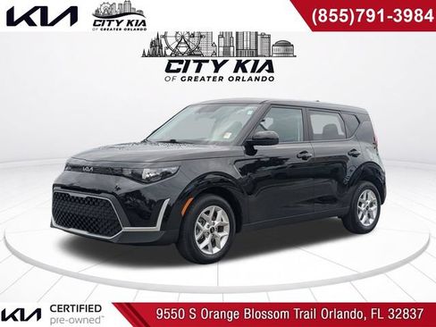 Certified 2025 Kia Soul LX w/ LX Technology Package FWD image 1