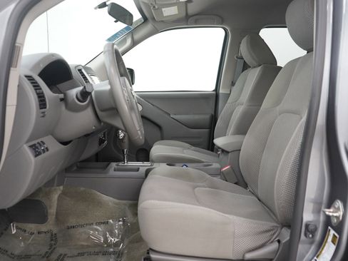 Used 2017 Nissan Frontier SV image 23