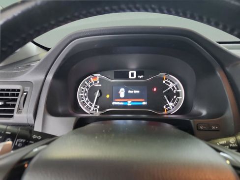 Used 2016 Honda Pilot Touring image 10