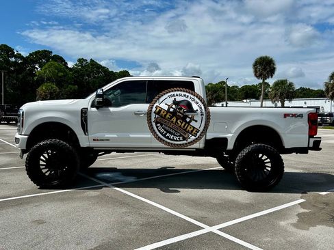 Used 2024 Ford F250 Limited w/ FX4 Off-Road Package image 5