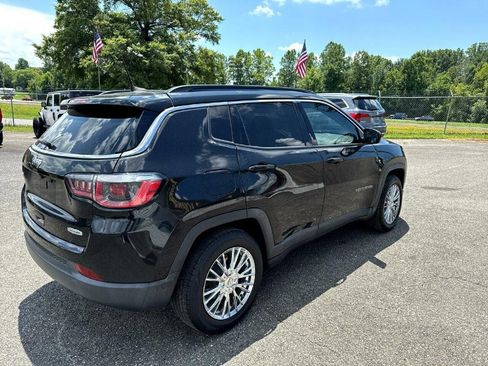 Used 2019 Jeep Compass Latitude image 7